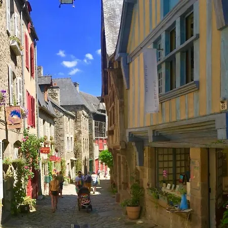 Quai Du Val Is A Charming Pet And Family Friendly Riverside In Lehon Close To Sleeps 7 Dinan